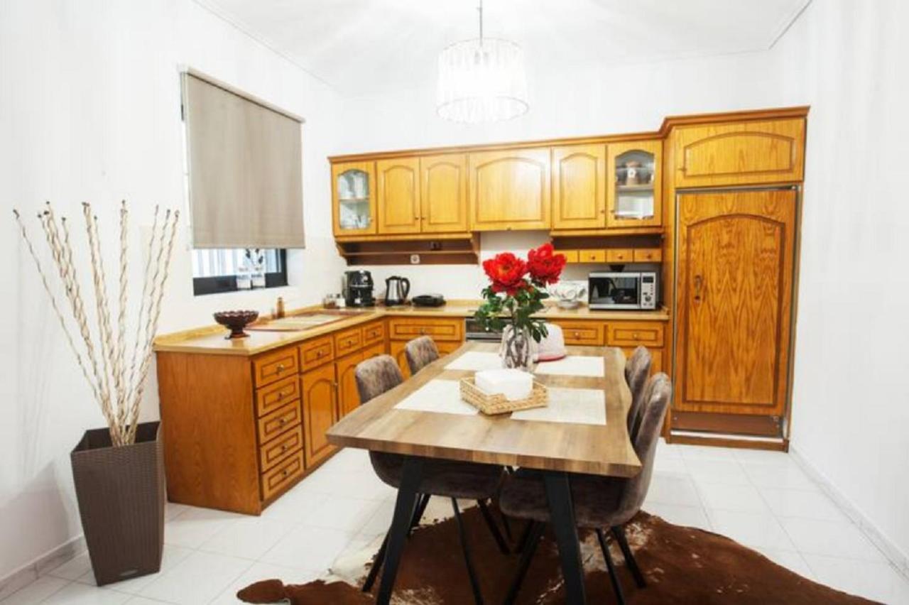 Apartamento Sweet Dreams Trikala Exterior foto